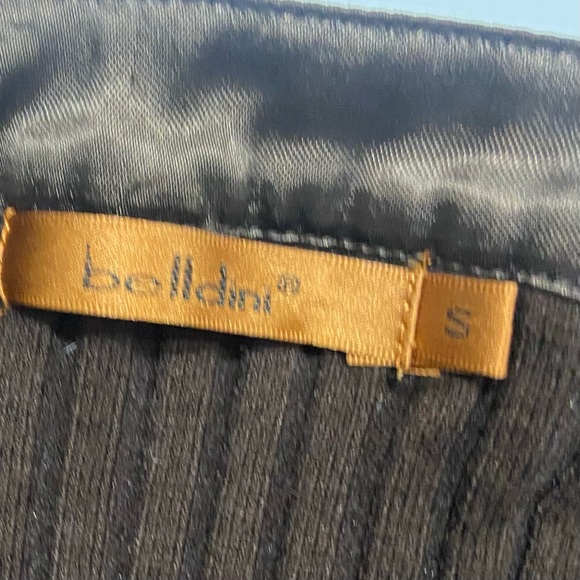 Brown Ribbed Women's Top - Picture 6 of 6